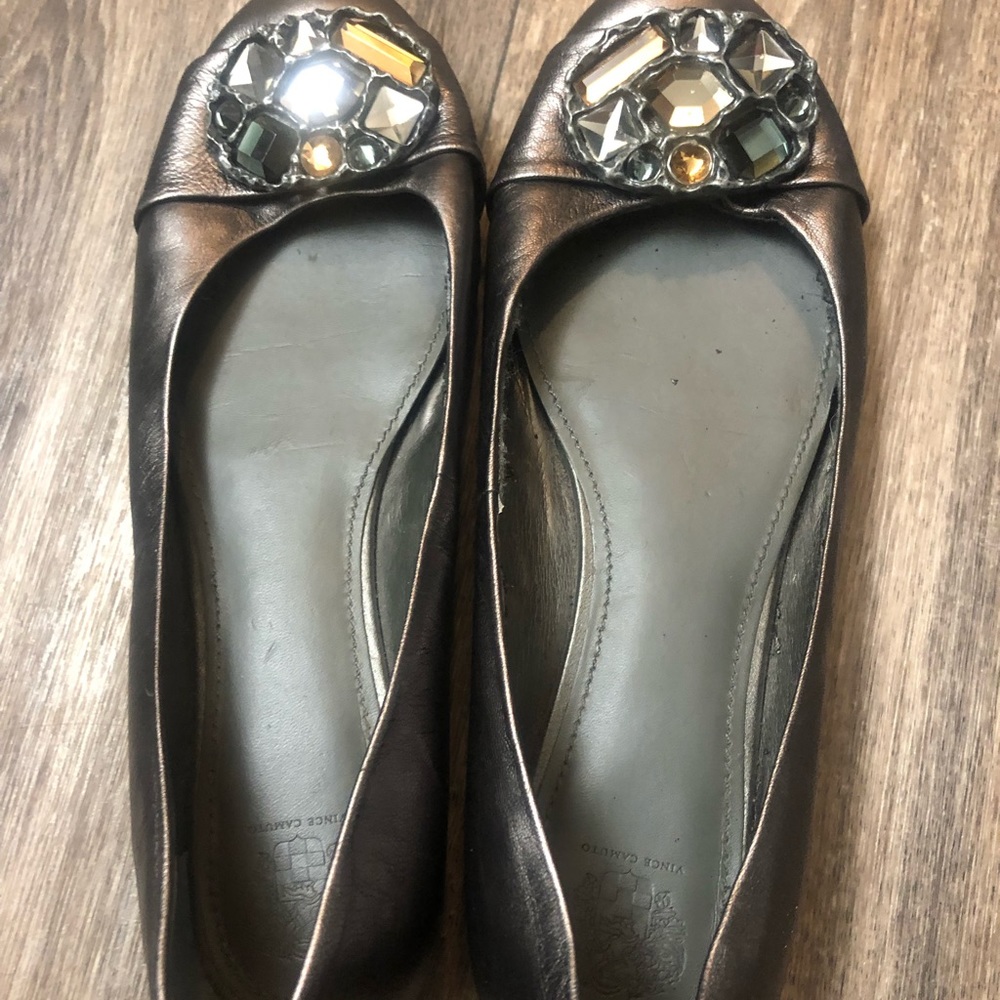 Vince camuto jewel flats